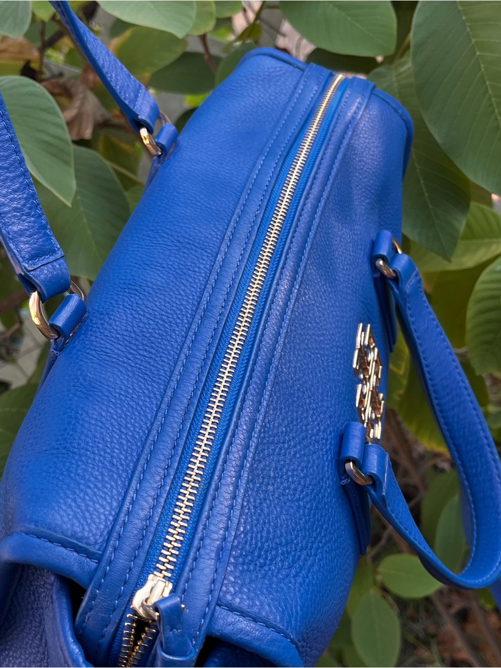 Tory Burch Blue Leather Satchel with Gold Logo - Picture 3 of 10